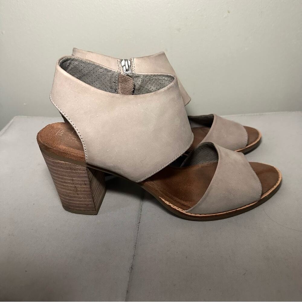 Toms Majorca Suede Leather Open Toe Block Heeled Sandals Light Gray Womens 11